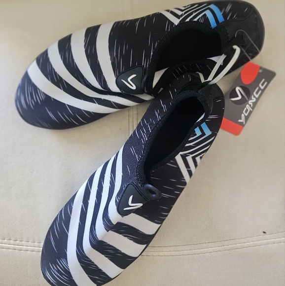 YQXCC Shoes - YQXCC Rubber Shoes Men's 10 - NWT